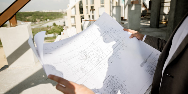 Informe de Evaluación de Edificios IEE Pinilla del Valle · Inspecciones técnicas de edificios